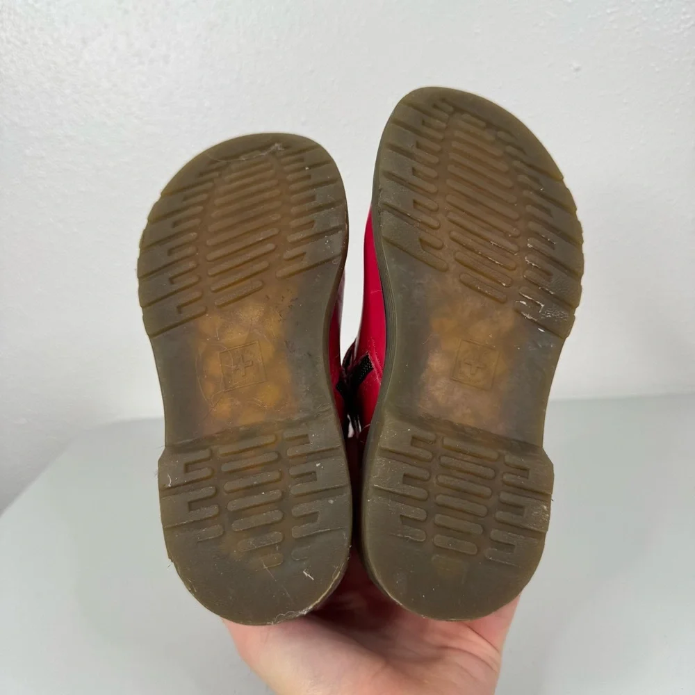 Dr.‎ Martens Red Boots Size 1
